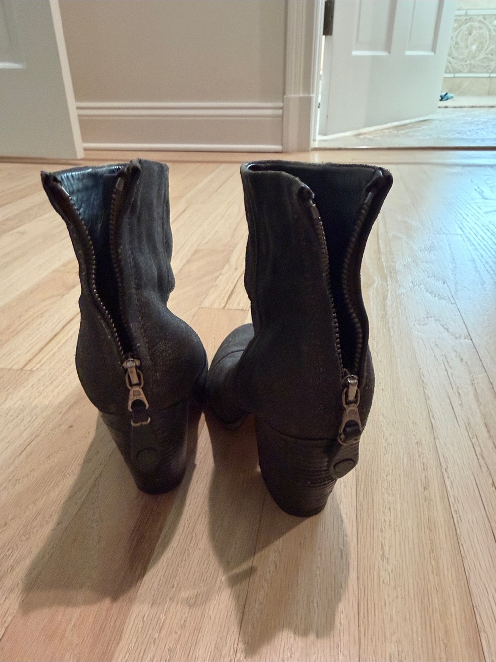 Size 37 rag & bone distressed grey newbury Suede Ankle Booties with Block Heel - Picture 3 of 5